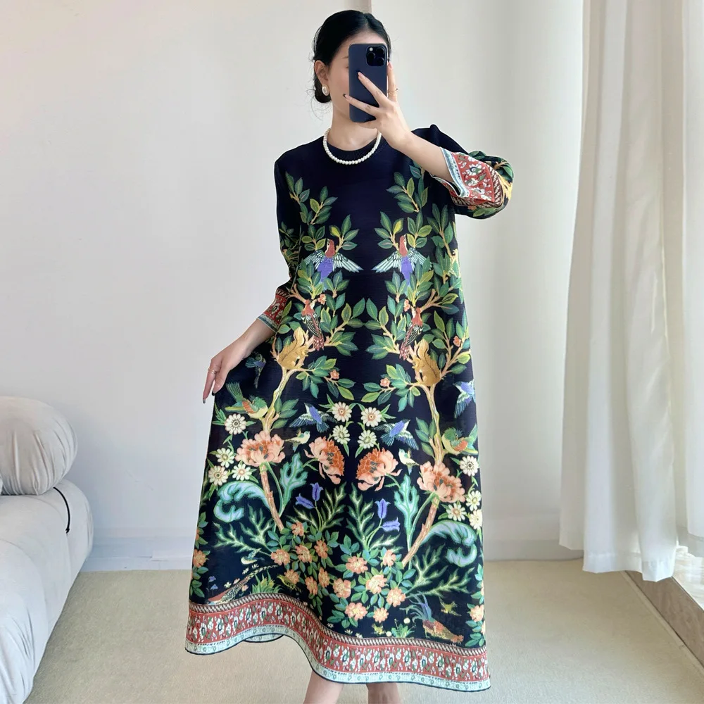 Miyake Vintage Print Kleid Sie – Summer 2025 Clothing Essentials Bewertung und Preis